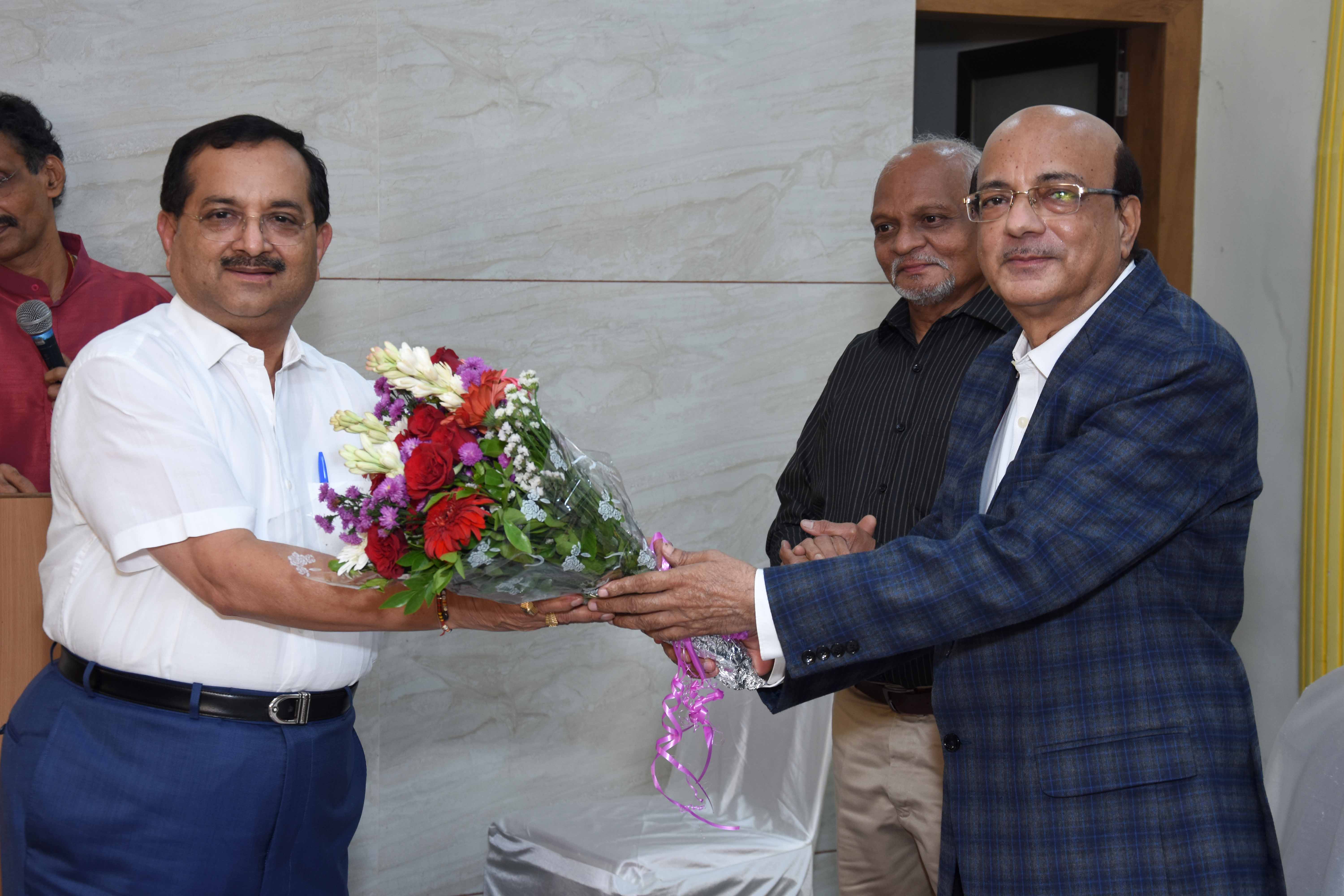 सारस्वत चैतन्य गौरव सोहळा - विशेष उपस्थिती - मा. श्री. सतीश वाघ 